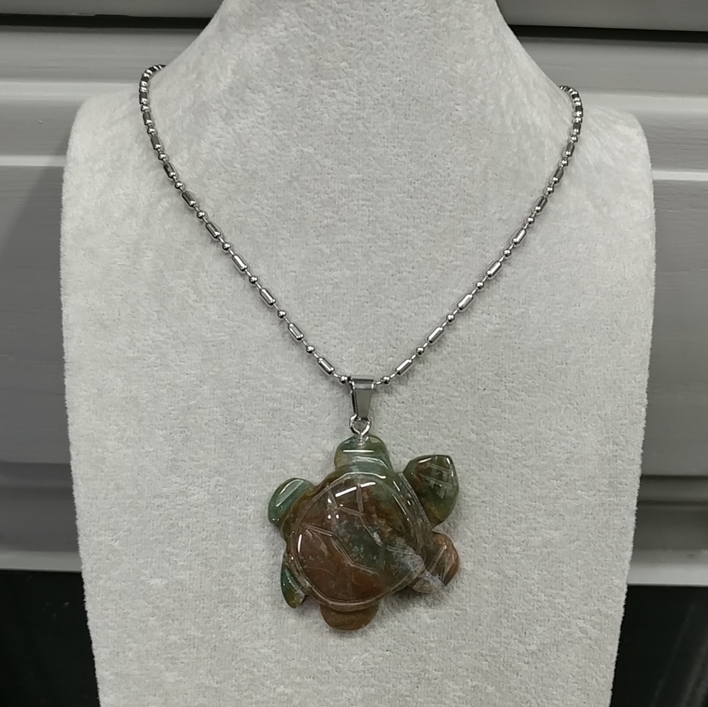 Turtle Indian Agate Necklace Natural Gemstone Crystal Tortoise Pendant 🐢